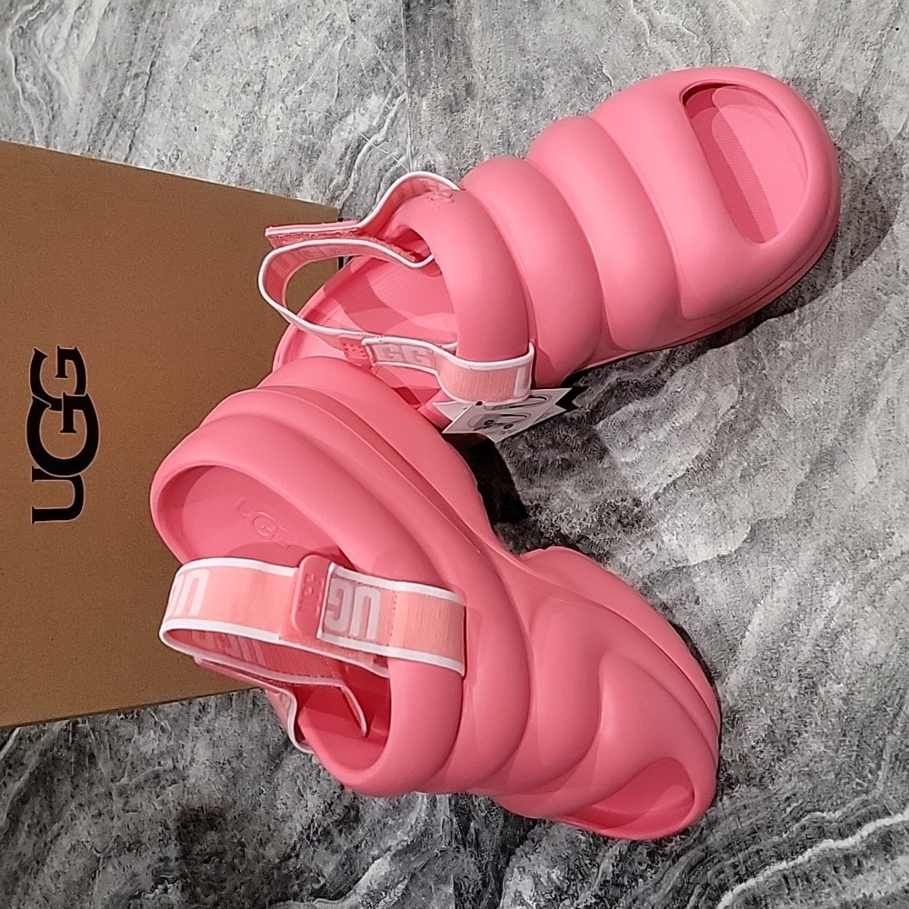 NWT Women's UGG Clog/Sandal